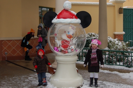 Christmas at Disneyland Paris disneyland305