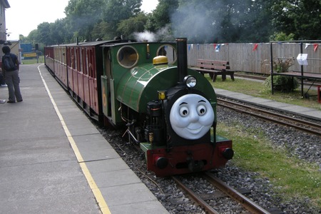 Thomas and friends at Kirklees Light Railway 03_percy