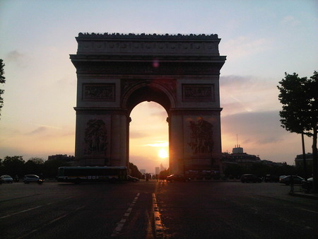 Paris landmarks 15_Arc_de_Triomphe