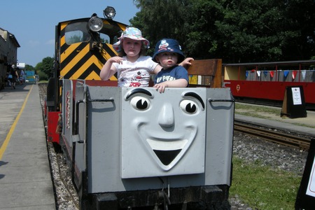 Thomas and friends at Kirklees Light Railway 06_troublesometruck